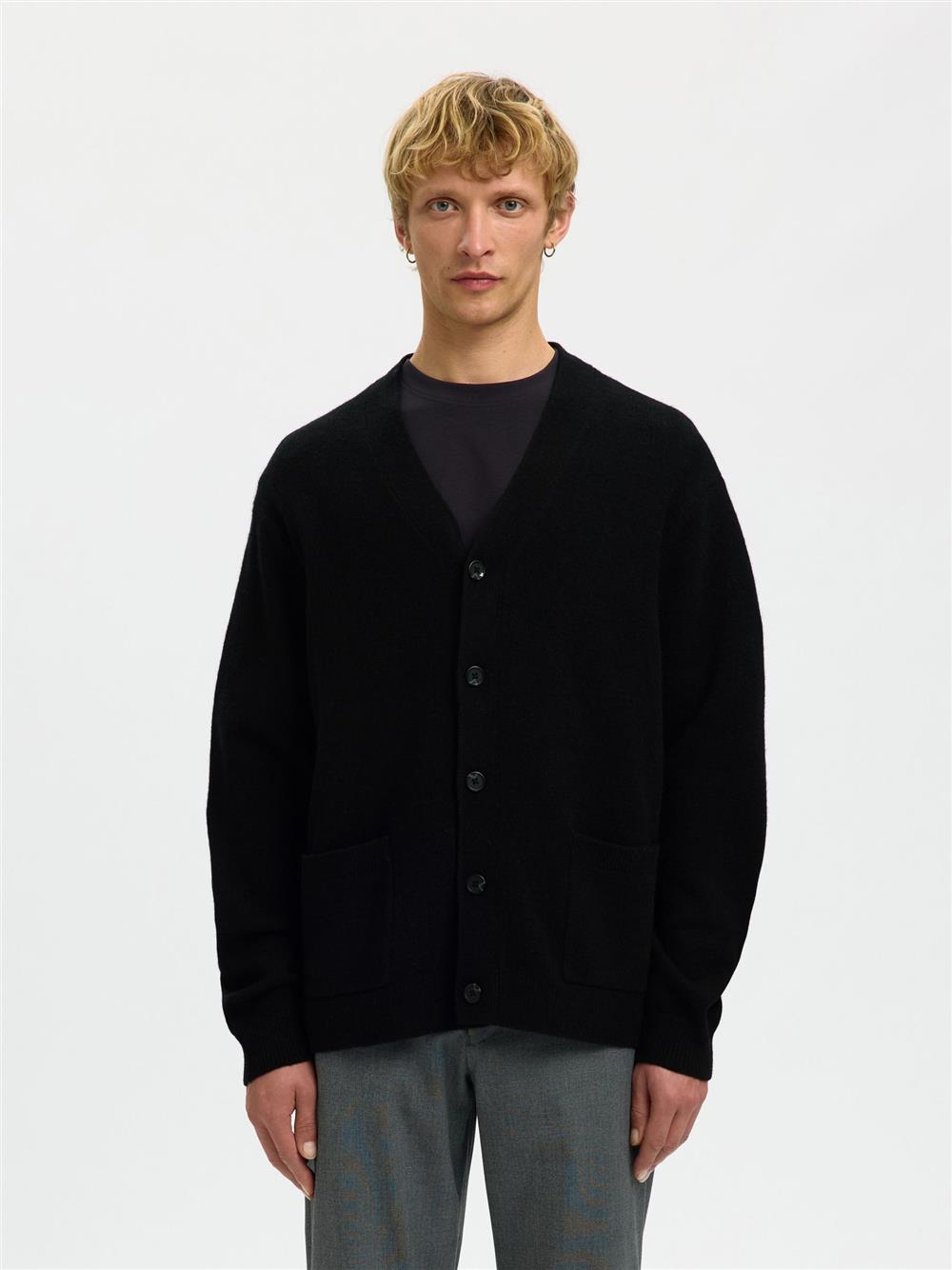 Selected cardigan over nero