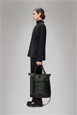 Rains borsa Trail rolltop tote bag verde - immagine 2