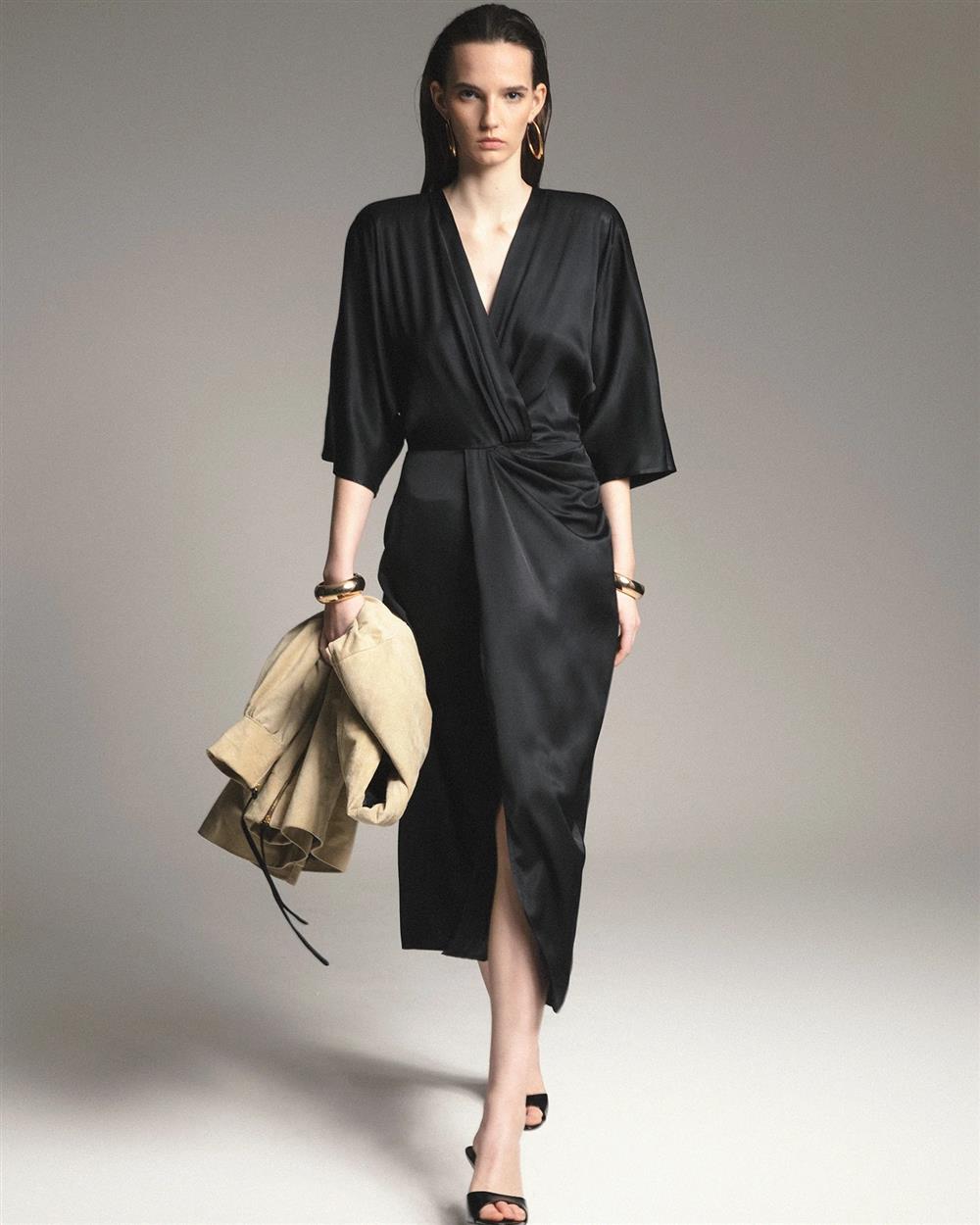 Nineminutes abito The Shala nero