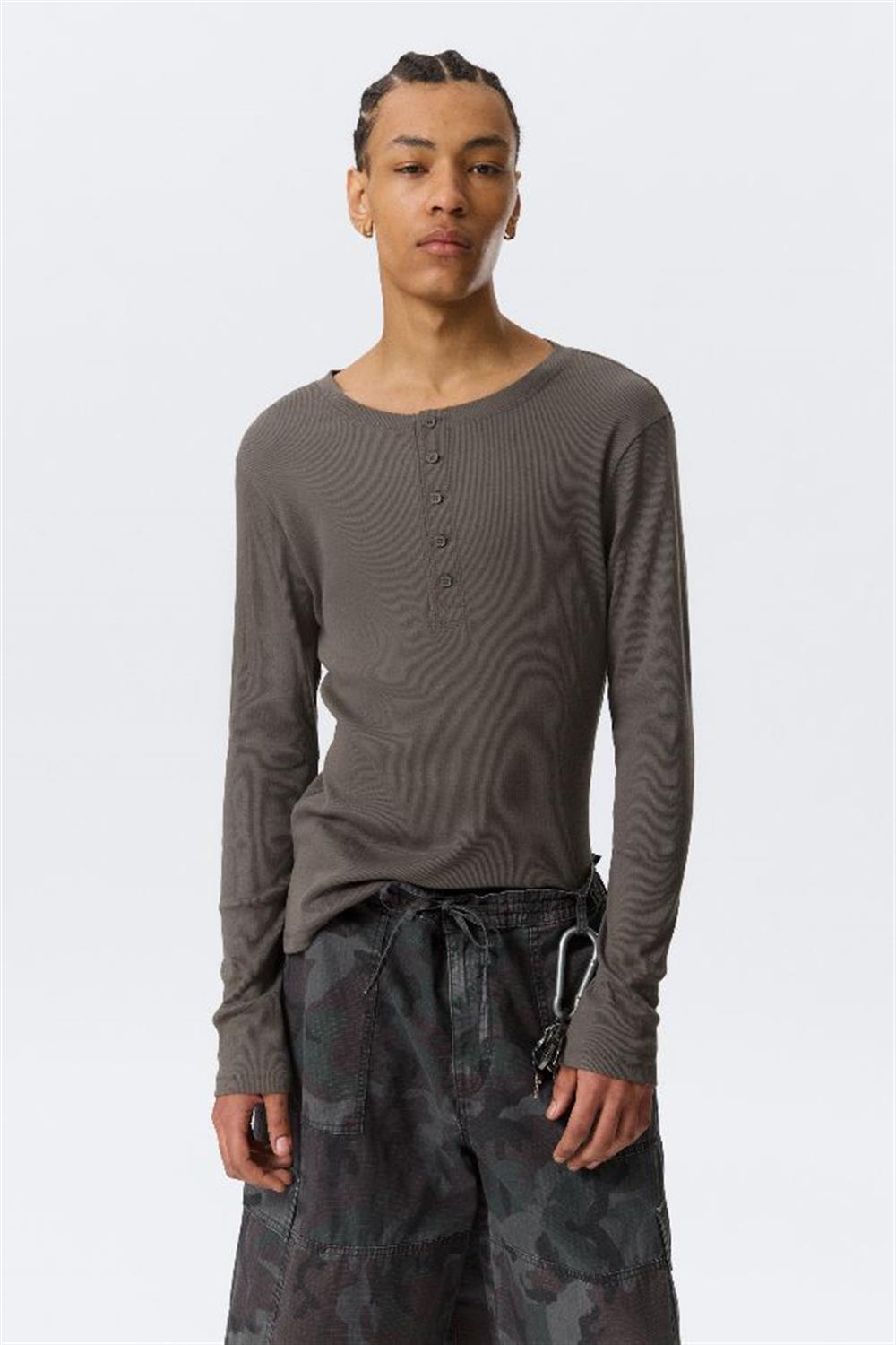 Weekday_maglia_serafino_fango Weekday maglia serafino fango - immagine 1