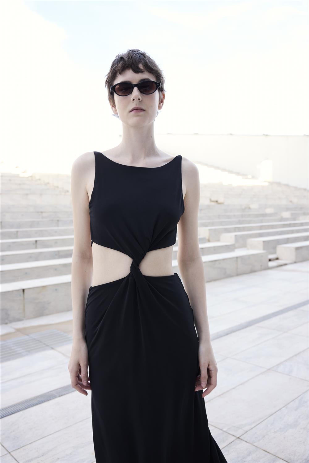 Eleh_abito_cut-out_nero Eleh abito cut-out nero - immagine 1