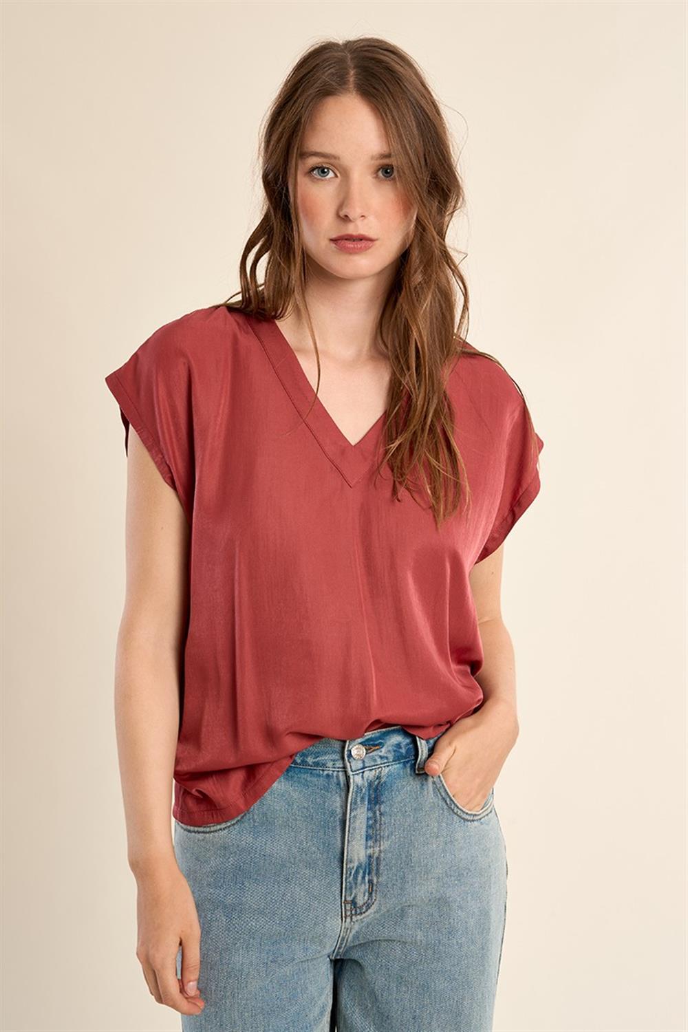 Molly_Bracken_t-shirt_V_terra_cotta Molly Bracken t-shirt V terra cotta - immagine 1