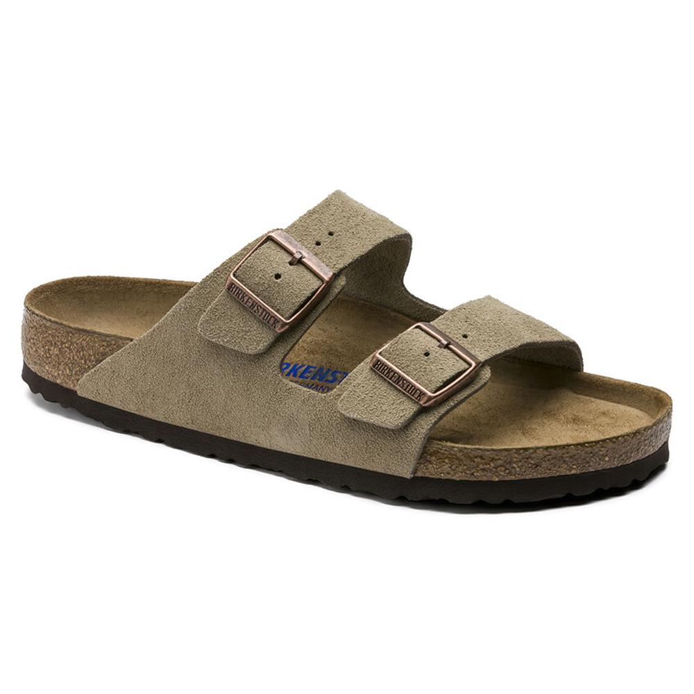Birkenstock_Arizona_scamosciata_taupe_calzata_uomo Birkenstock Arizona scamosciata taupe calzata uomo - immagine 1