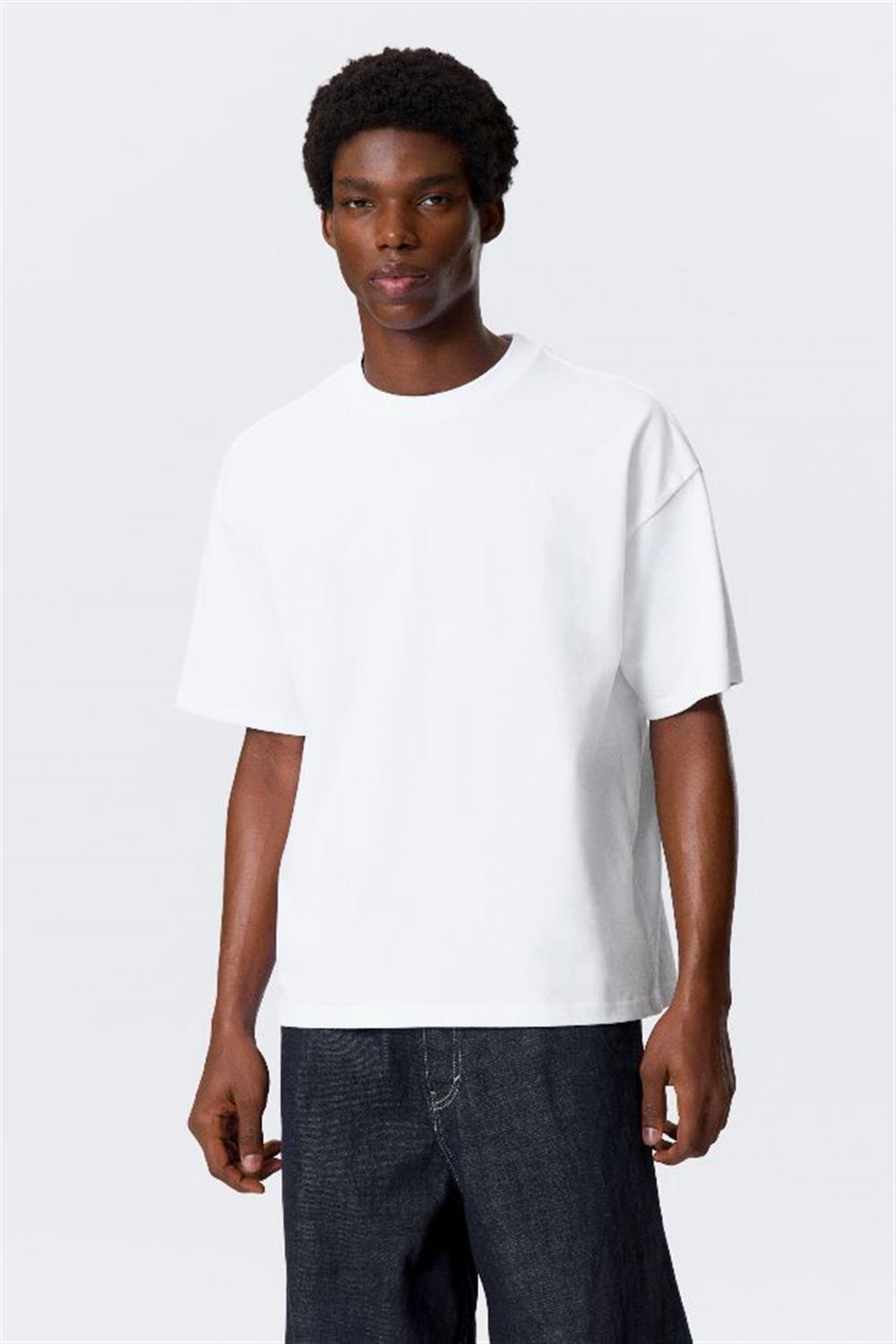 Weekday_t-shirt_boxy_bianca Weekday t-shirt boxy bianca - immagine 1
