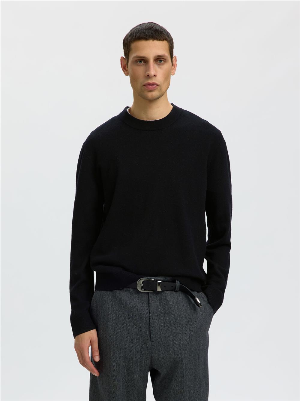 Selecte_maglioncino_100_merino_nero Selecte maglioncino 100% merino nero - immagine 1